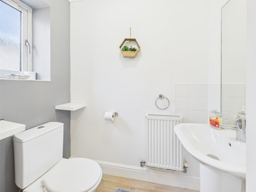 Images for Gauntlet Road, Brockworth, Gloucester