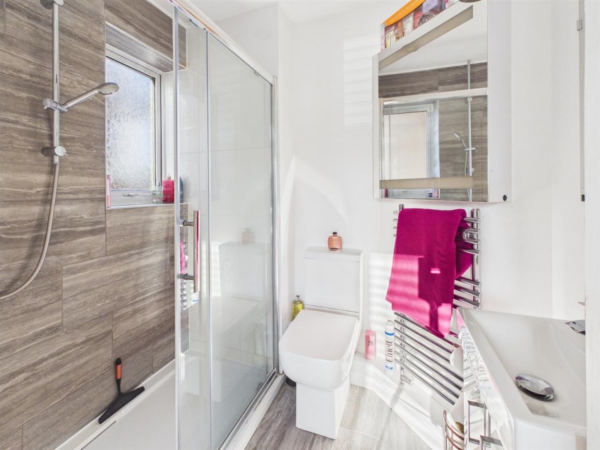 Images for Oatfield, Quedgeley, Gloucester