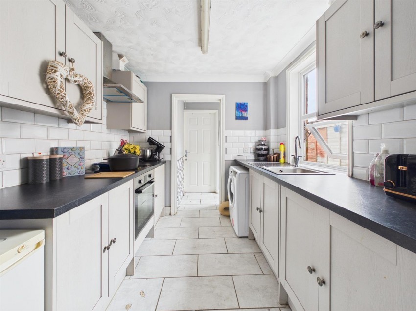 Images for Kitchener Avenue, Linden, Gloucester