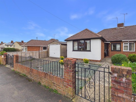 View Full Details for Zoons Road, Hucclecote, Gloucester