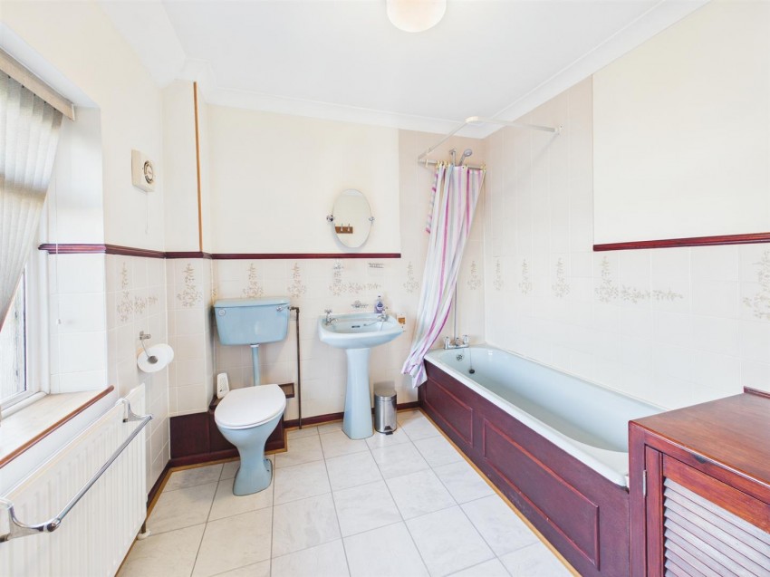 Images for Innsworth Lane, Longlevens, Gloucester