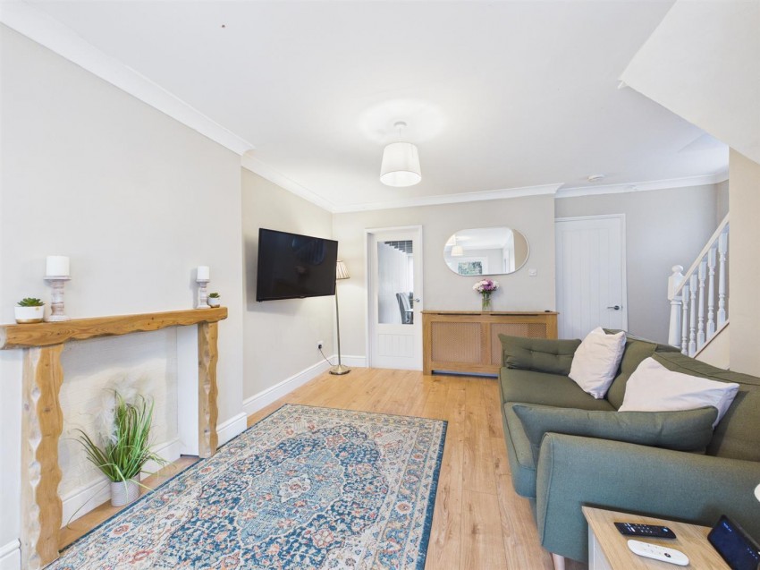 Images for Barrow Close, Quedgeley, Gloucester