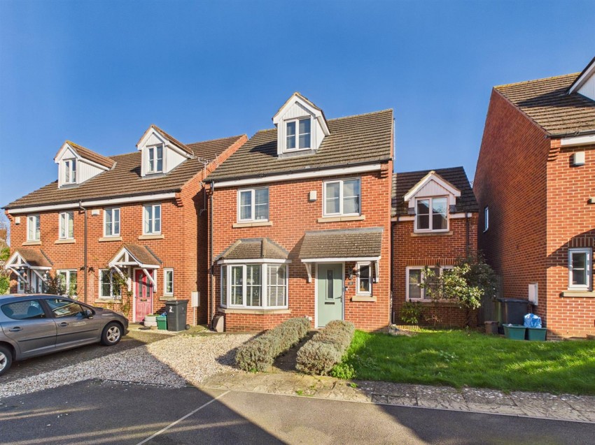 Images for Country View, Gloucester