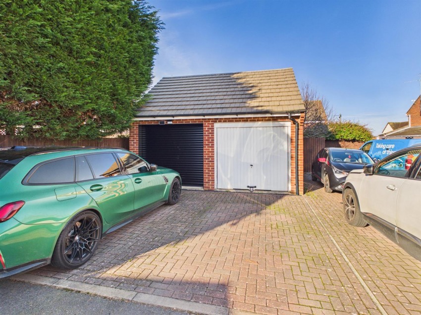 Images for Country View, Gloucester