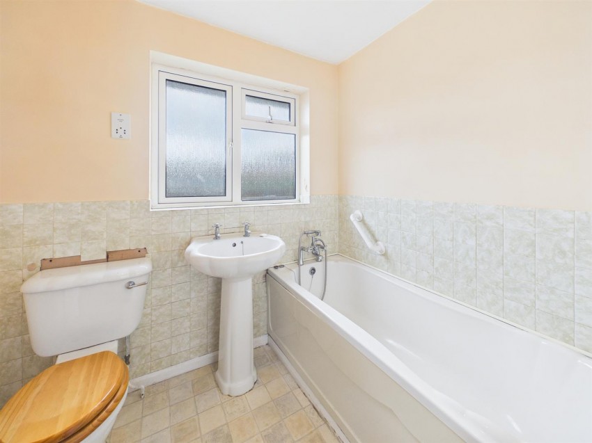 Images for Kinmoor, Abbeydale, Gloucester