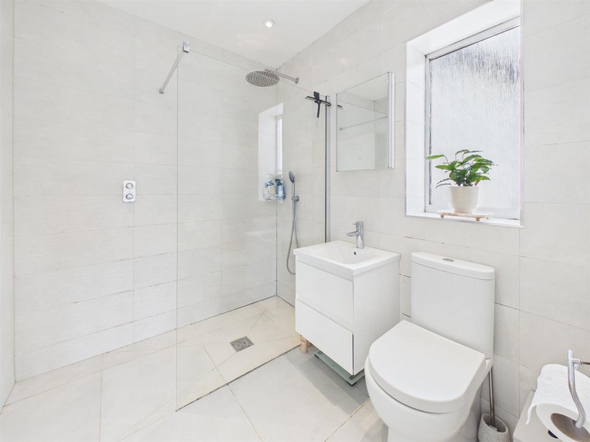 Images for Cheltenham Road, Longlevens, Gloucester