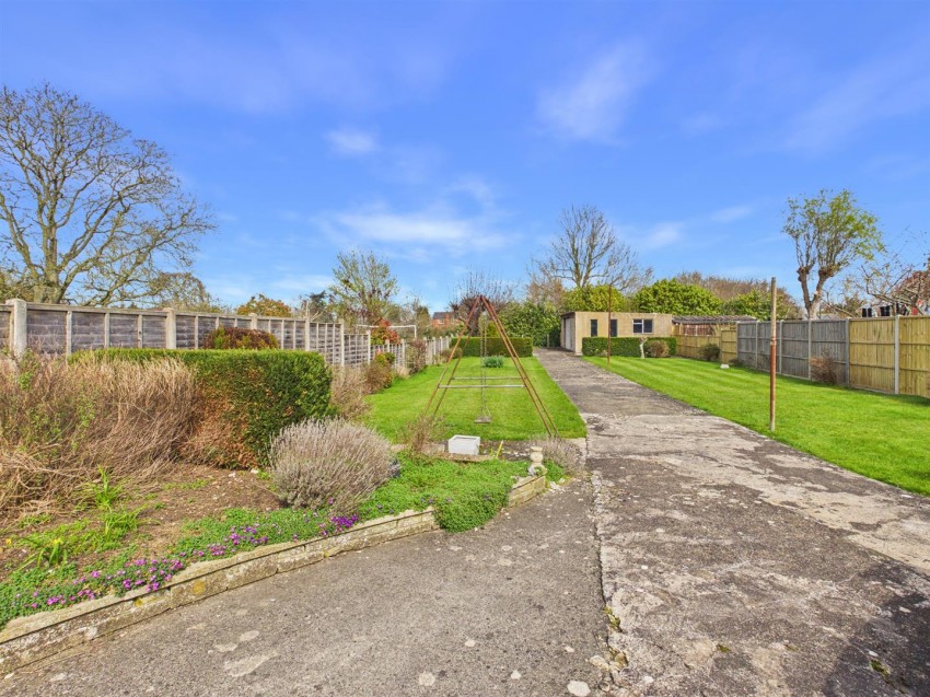 Images for Broadclose Road, Down Hatherley, Gloucester