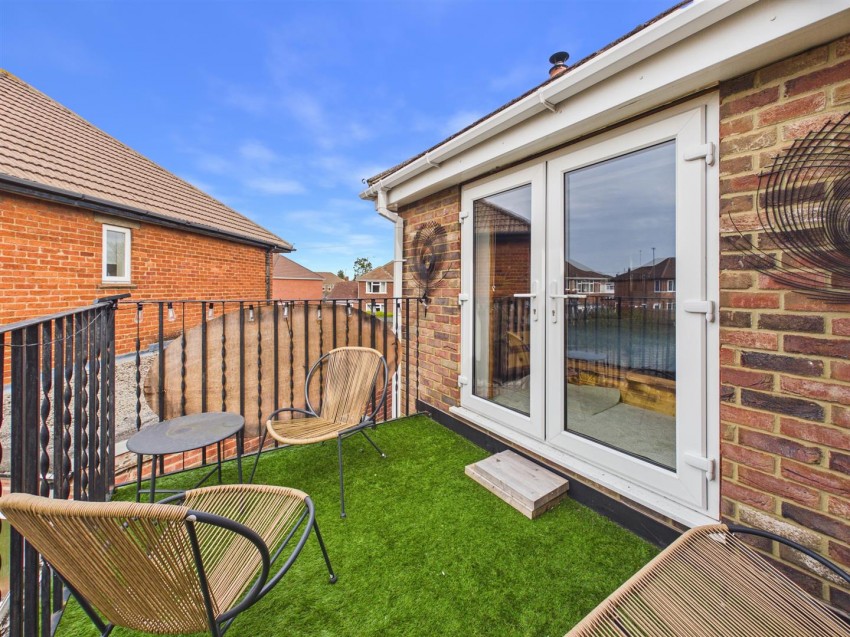 Images for Lea Crescent, Longlevens, Gloucester