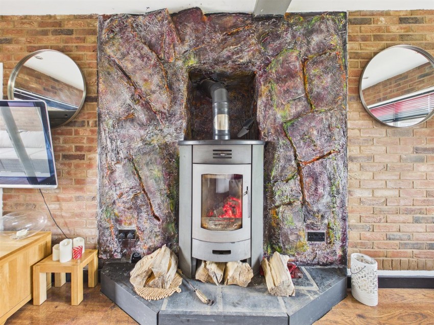 Images for Lea Crescent, Longlevens, Gloucester