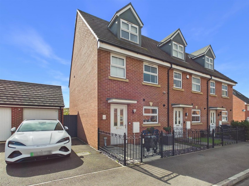 Images for Wendling Road Kingsway, Gloucester