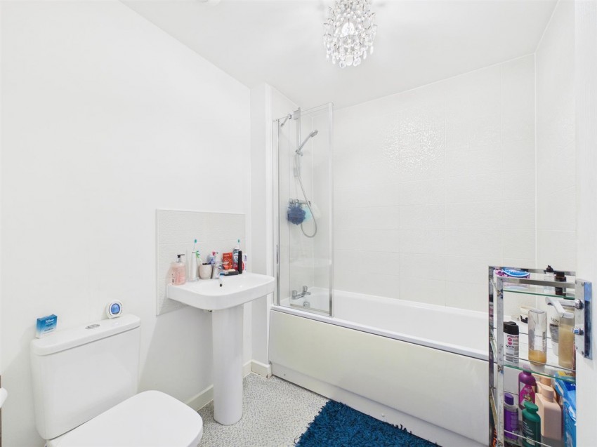 Images for Wendling Road Kingsway, Gloucester