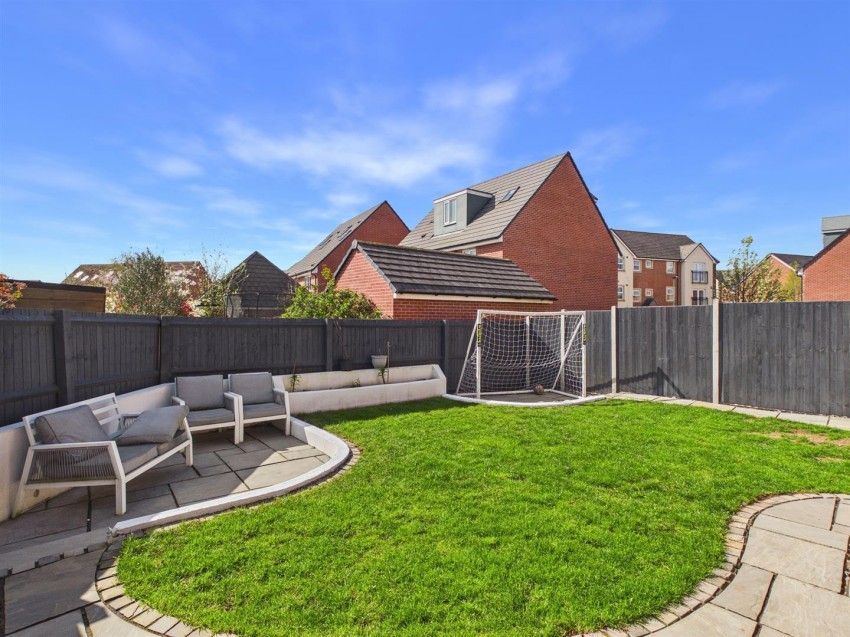 Images for Wendling Road Kingsway, Gloucester