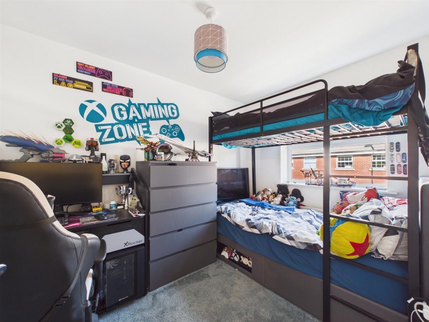 Images for Wendling Road Kingsway, Gloucester