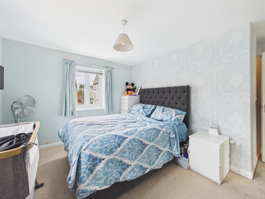 Images for Walnut Close, Brockworth, Gloucester