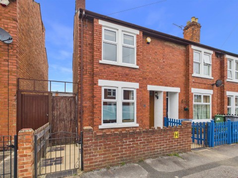 View Full Details for Hanman Road, Tredworth, Gloucester