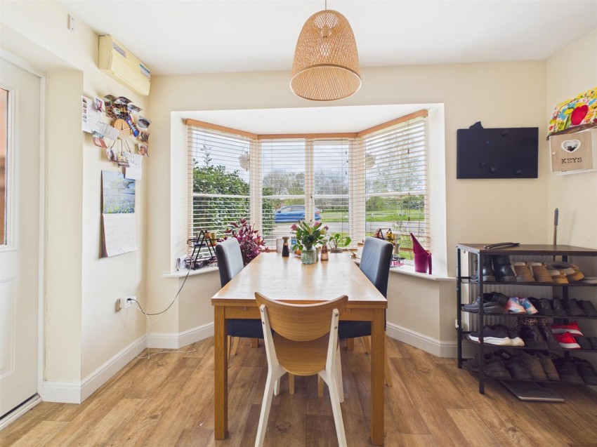 Images for Hampton Court, Gloucester