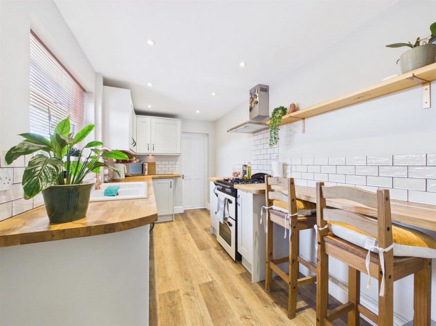 Images for Bristol Road, Linden, Gloucester