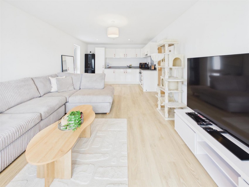 Images for Hobbs Way, Gloucester