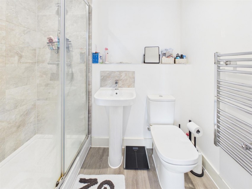 Images for Hobbs Way, Gloucester