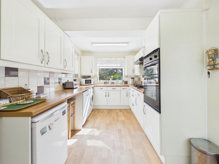 Images for Park Avenue, Longlevens, Gloucester