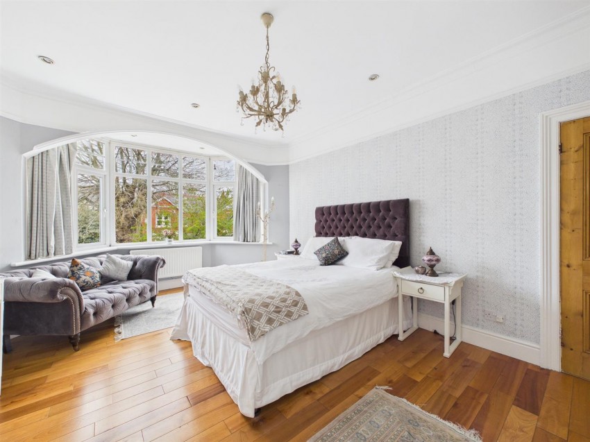 Images for Semi-Detached House with Detached Annexe