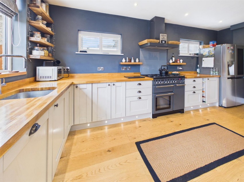 Images for Parkside Drive, Churchdown, Gloucester