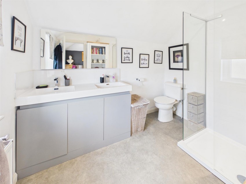 Images for Parkside Drive, Churchdown, Gloucester