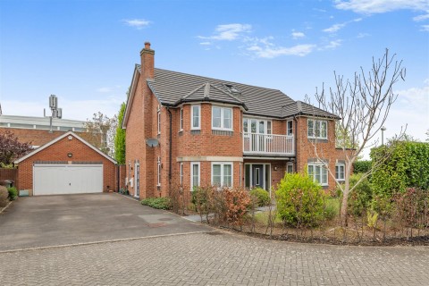 View Full Details for Ribston Mews, Gloucester