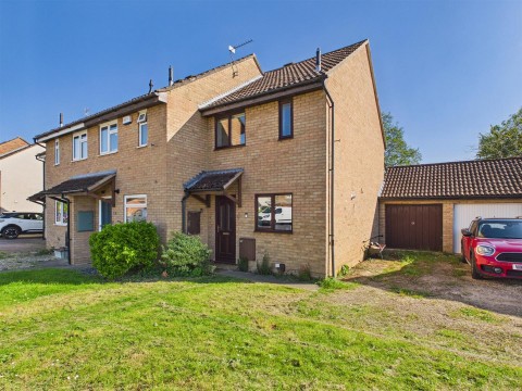 View Full Details for Whitebeam Close, Longlevens, Gloucester