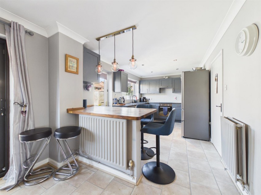 Images for Foxleigh Crescent, Longlevens, Gloucester