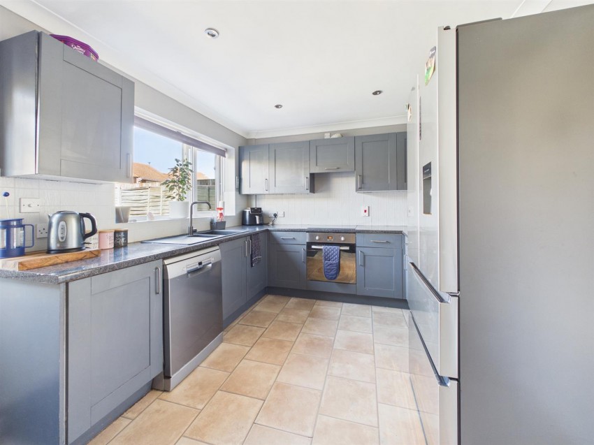 Images for Foxleigh Crescent, Longlevens, Gloucester