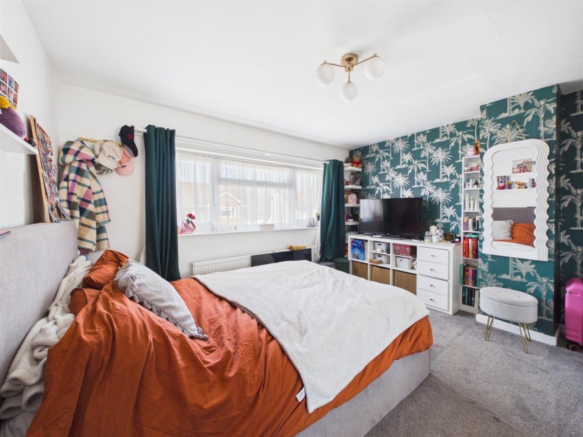 Images for Barnwood Avenue, Gloucester