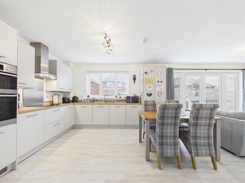 Images for Wadley Close, Gloucester