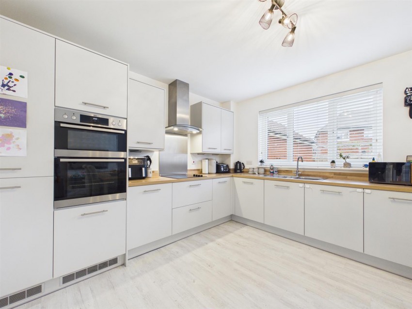 Images for Wadley Close, Gloucester