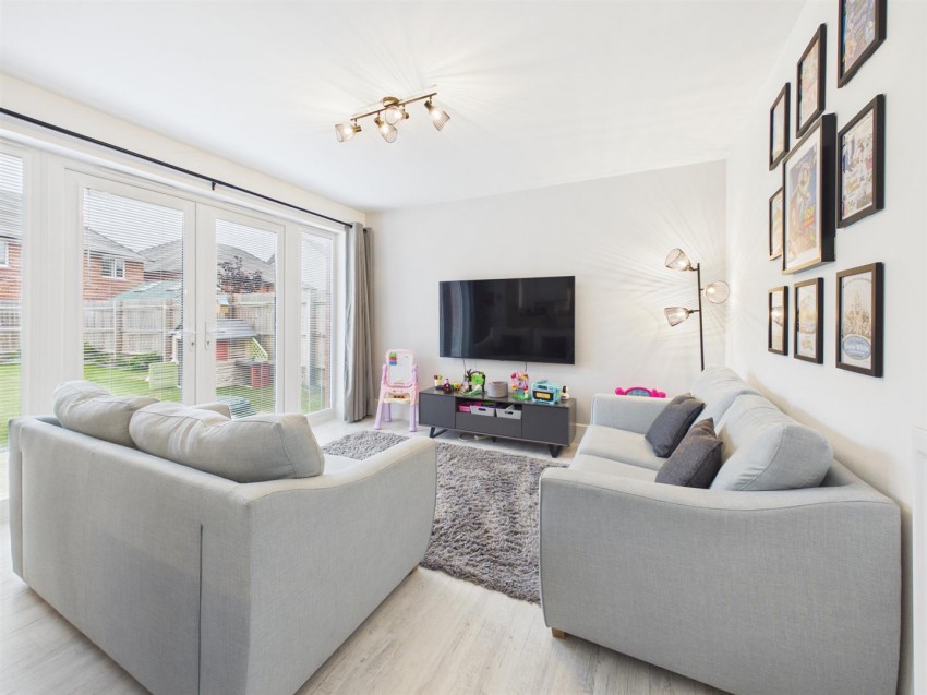 Images for Wadley Close, Gloucester