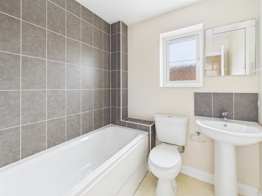 Images for Northolt Way Kingsway, Quedgeley, Gloucester