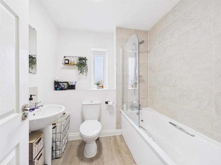 Images for Phoenix Close, Brockworth, Gloucester