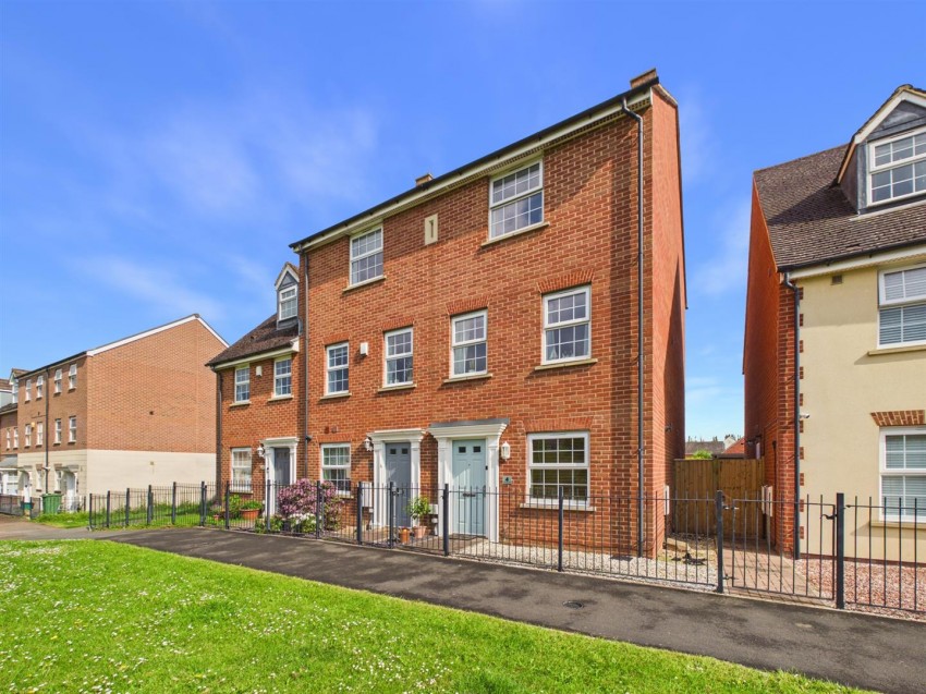 Images for Waddington Way Kingsway, Quedgeley, Gloucester