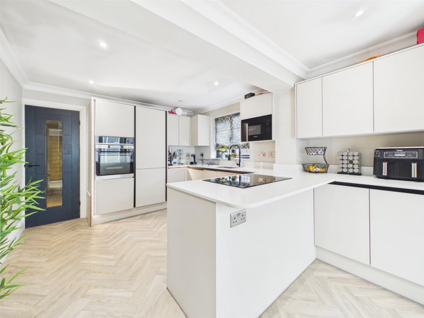Images for Fern Lawn, Abbeydale, Gloucester
