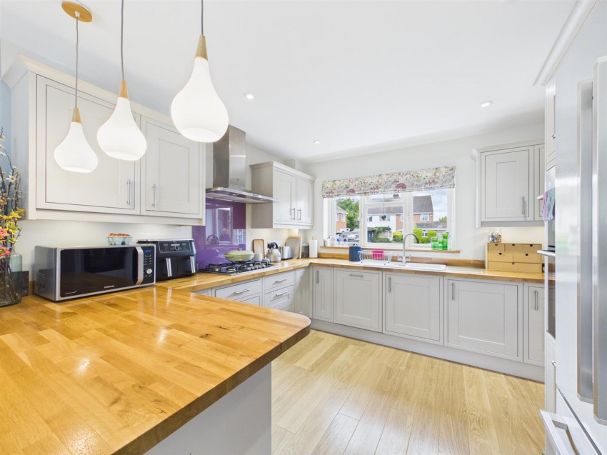 Images for Chamwells Walk, Longlevens, Gloucester