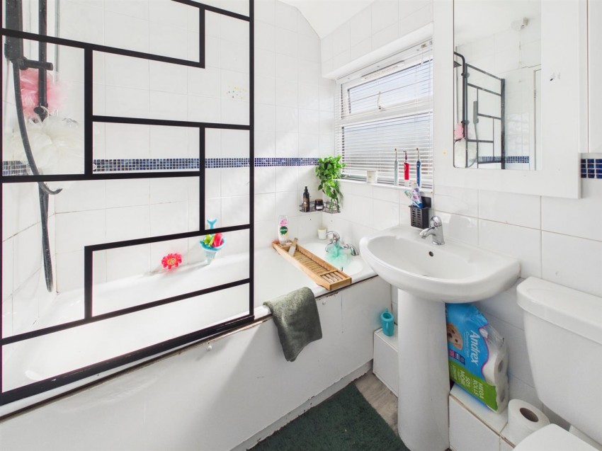 Images for Munsley Grove, Matson, Gloucester