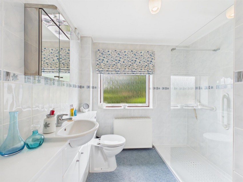 Images for High View, Hempsted, Gloucester