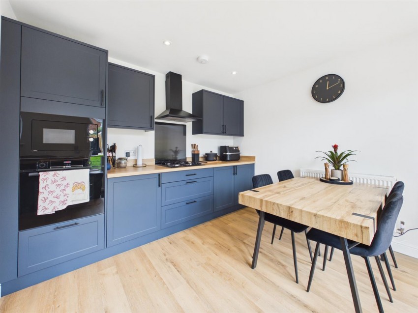 Images for Kitchener Avenue, Linden, Gloucester