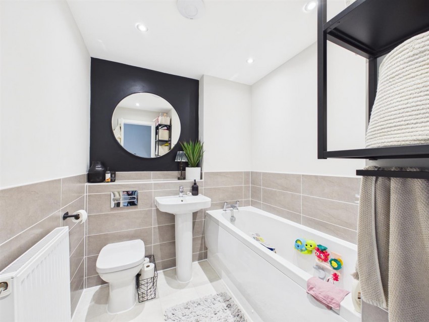 Images for Milliner Crescent, Churchdown, Gloucester