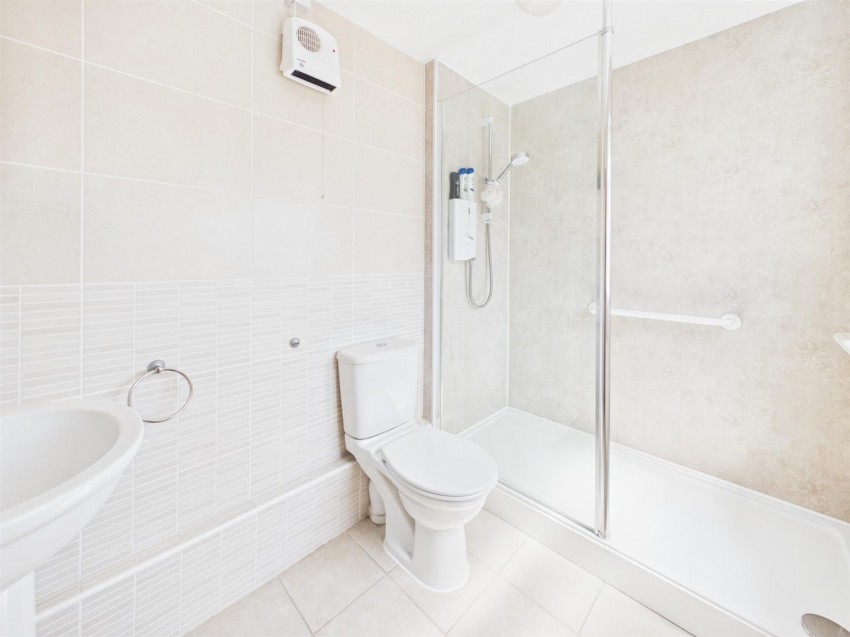 Images for Grosvenor Road, Gloucester