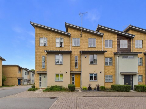 View Full Details for Pinewood Drive, Cheltenham