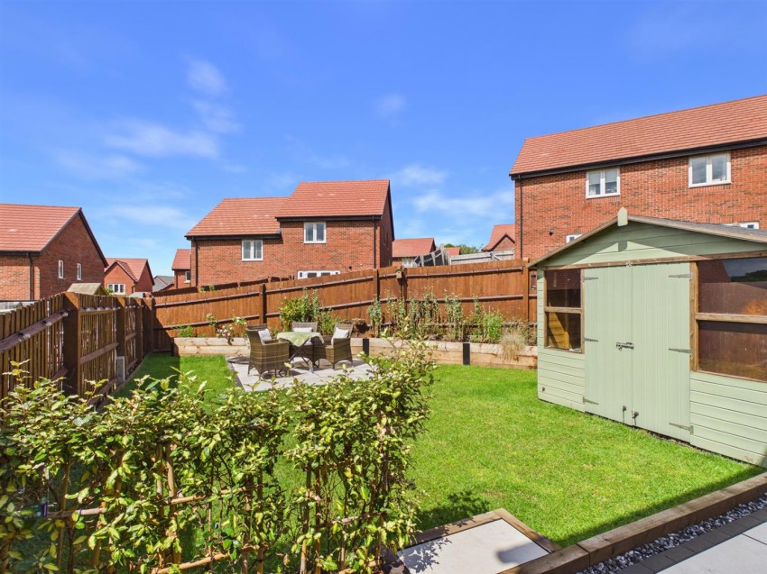 Images for Bluebell Crescent, Brockworth, Gloucester