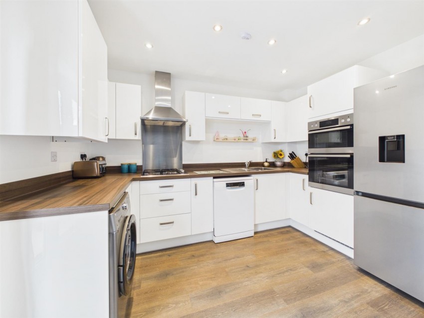 Images for Bluebell Crescent, Brockworth, Gloucester