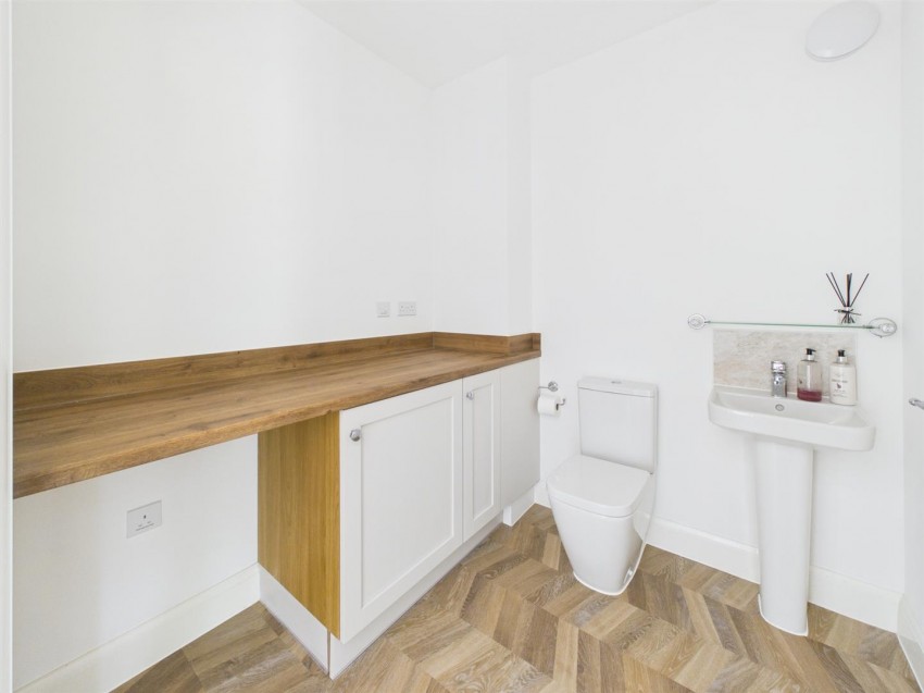 Images for Innsworth, Gloucester