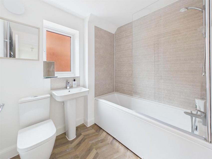 Images for Innsworth, Gloucester